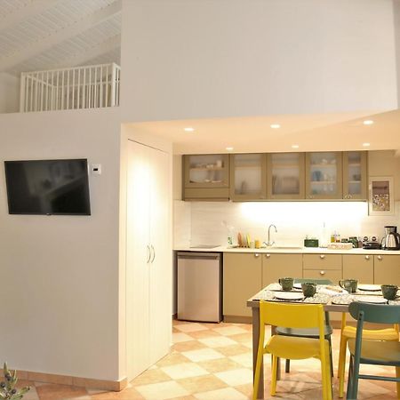 For4 Seasons Home 2 - By Avelink Spáta エクステリア 写真